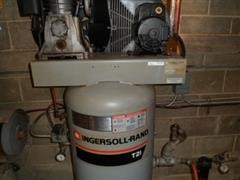 items/15c2be5a9150e41180bf00155de1c209/ingersoll-randt21aircompressor-21