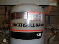 items/15c2be5a9150e41180bf00155de1c209/ingersoll-randt21aircompressor-21