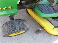 items/15c901479560e41180bd00155de187a0/2007johndeerela140lawnmower