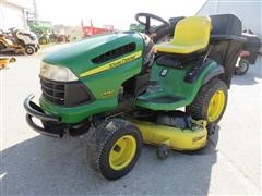 2007 John Deere LA140 Lawn Mower 