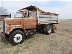 1972 International F2010A Dump Truck 