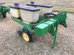 John Deere 7300 Planter 