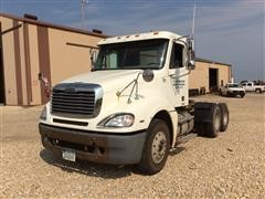 2007 Freightliner Columbia 120 T/A Truck Tractor 