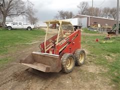 Gehl HL2600 Skid Steer 