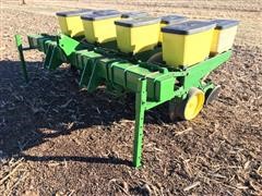 John Deere 7300 MaxEmerge 2 Planter 