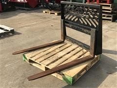 Mahindra Pallet Forks Attachment 