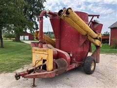 New Holland 358 Grinder Mixer 