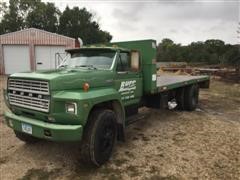 1980 Ford F800 Flatbed Truck 