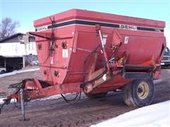 Gehl 7285 4 Auger Mixer/Feeder Wagon 