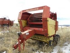 New Holland 855 Round Baler 