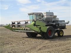 1981 Gleaner M2 Corn Plus Combine W/Claas 19' Flex Head 