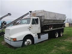 1992 International 8300 T/A Tender Truck 
