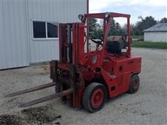 Clark C500-Y50 Forklift 