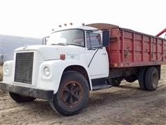 1970 International Loadstar 1600 Grain Truck 