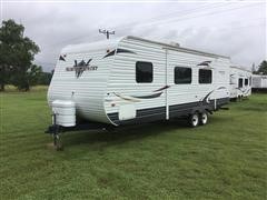2011 North Country By Heartland 27FQBS Bumper Pull Single Slide Travel Trailer 
