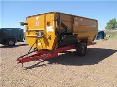 Knight 3060 Commercial Reel Feeder Wagon 