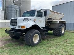 1998 International 4900 Big Wheels Floater Spreader Truck 