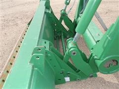 items/1e17ee9db55ee41180bd00155de187a0/johndeere746loader