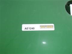 items/1e17ee9db55ee41180bd00155de187a0/johndeere746loader