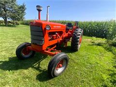 1959 Allis Chalmers D17 gas tractor - Schneider Auctioneers LLC
