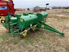 John Deere 1240 4R30" Row Crop Planter 
