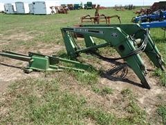 items/2057679ca624e41180be00155de252ff/farmhandf258loader