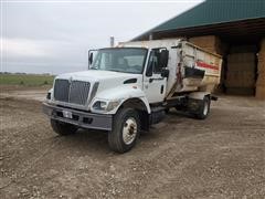 2004 International 7300 Feed Truck 