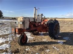 Case 401 2WD Tractor 