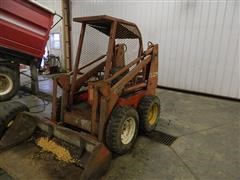 1974 Gehl 4400 Skid Steer 