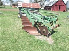 White 508 5x18 Semi-Mounted Steerable Plow 