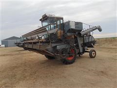 1966 Gleaner C2 Combine With Header 