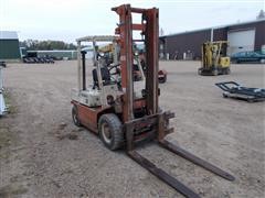 1988 Nissan 5000 Forklift 