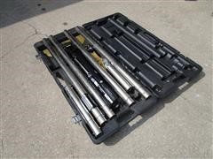 Crain 499 Commercial Carpet Stretcher & Case 