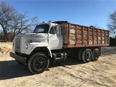 1977 International Fleetstar 2050 T/A Grain Truck 