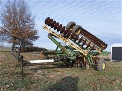 John Deere 220 20' Centerfold Double Offset Disk 