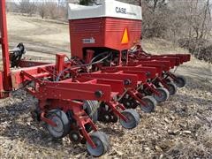 IH 900 Planter 