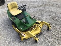 John Deere F525 Lawn Mower 