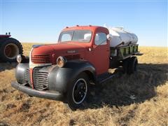 1946 Dodge WF-32 S/A Straight Truck 