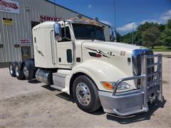 2010 Peterbilt 386 Flattop Tri/A Truck Tractor 