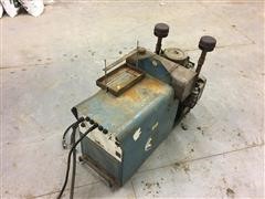 Miller AEA-200L Welder 