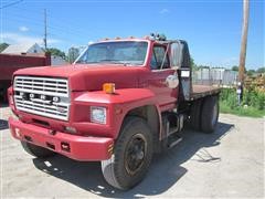 1981 Ford F700 Flatbed Truck 