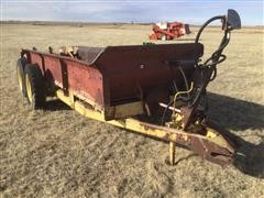 New Holland 675s Manure Spreader 