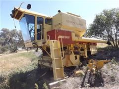 New Holland TR85 Combine For Parts 