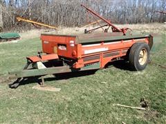 New Idea 217 Manure Spreader 