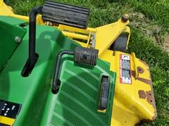 items/30f1b0dd3cd046aea2a128481e9f6100/2002johndeeref725frontmountmower-57.jpg