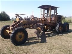 1932/1940 Caterpillar # 11 Antique Auto Patrol Motor Grader 