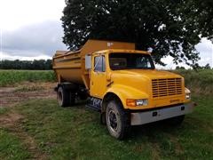 1991 International 4900 Feed Truck 