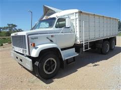 1989 GMC Topkick 7000 Grain Truck 