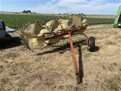 Farmhand F76B 5-Wheel Rake 