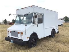 1988 Chevrolet P30 Panel Van Delivery Truck 